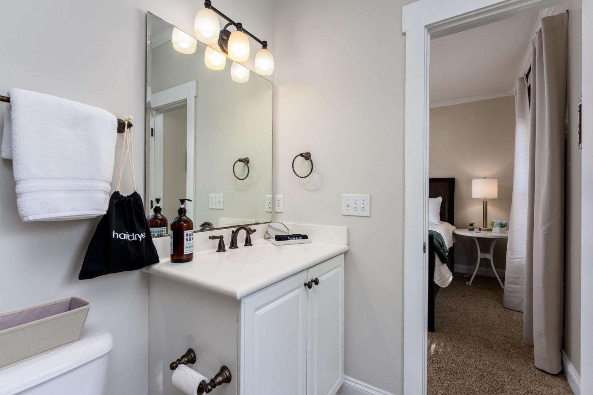 Downtown Wilmington Home ~ Pet Friendly Luaran gambar