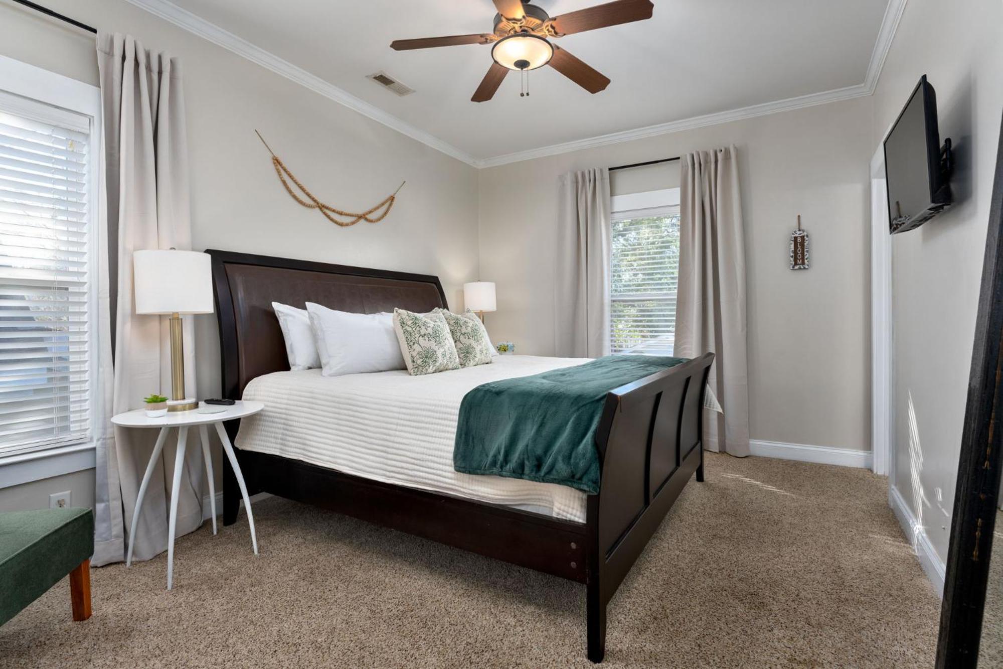 Downtown Wilmington Home ~ Pet Friendly Luaran gambar